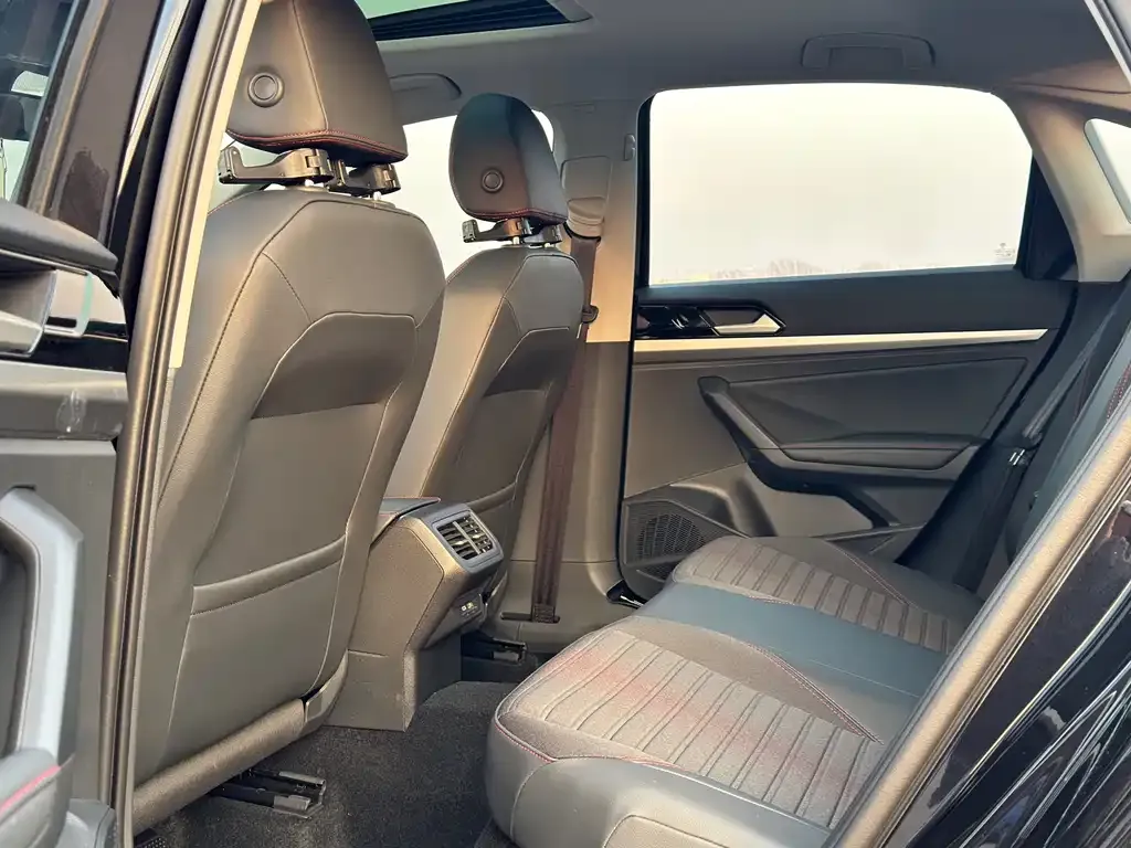 Volkswagen Lavida 2023 из CN, фото 8