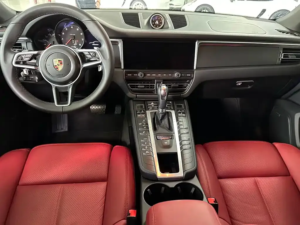 Porsche Macan 2021 из CN, фото 9