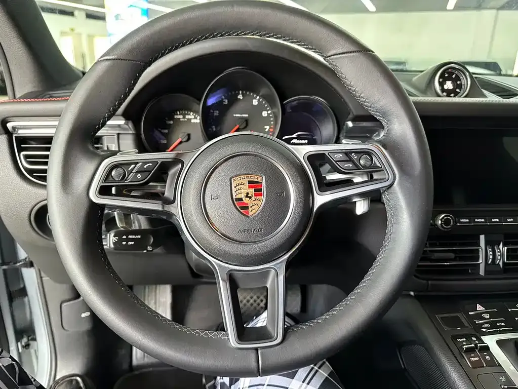 Porsche Macan 2021 из CN, фото 7