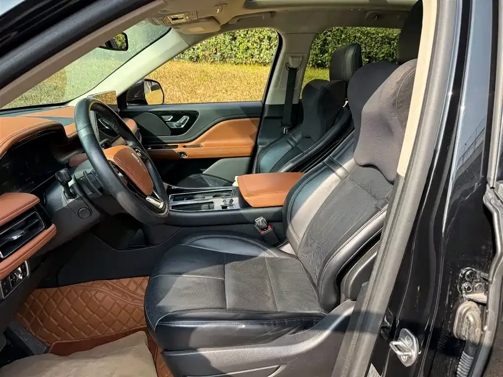 Lincoln Aviator 2021 из CN, фото 3