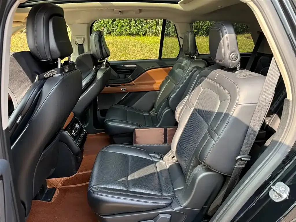 Lincoln Aviator 2021 из CN, фото 2
