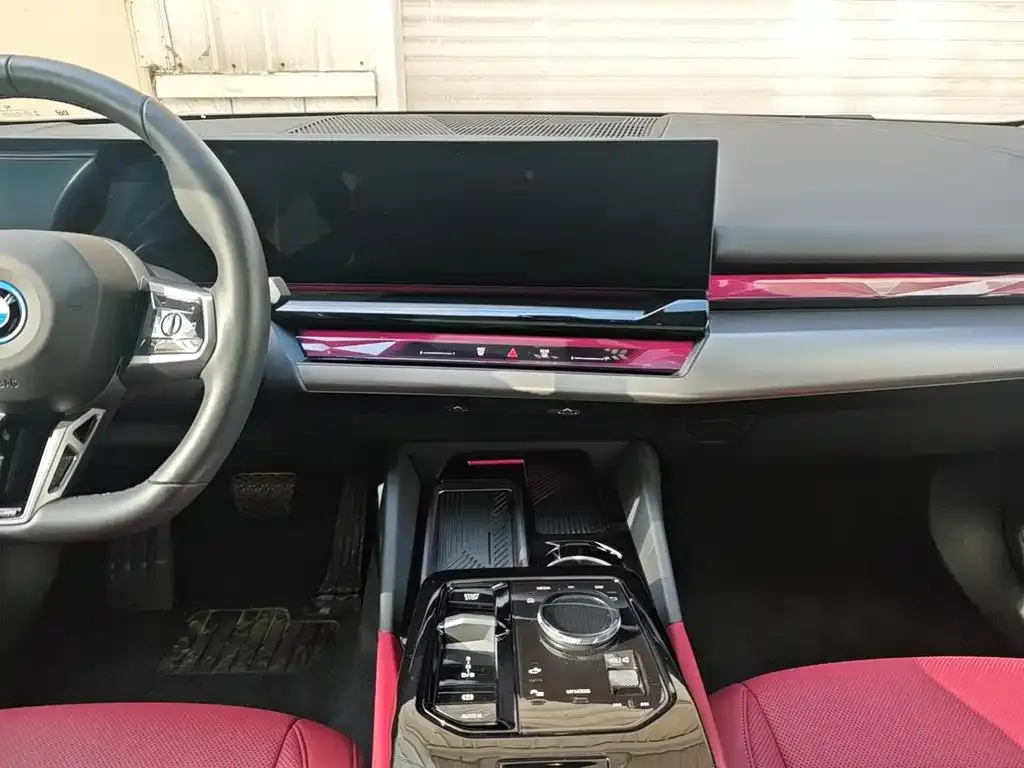 BMW i5 2025 из CN, фото 6