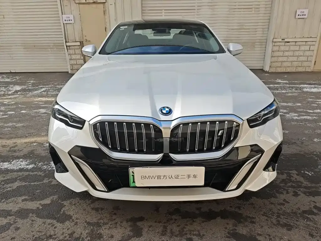 BMW i5 2025 из CN, фото 9