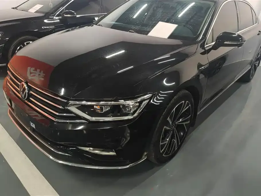 Volkswagen Passat 2022 из CN, фото 1