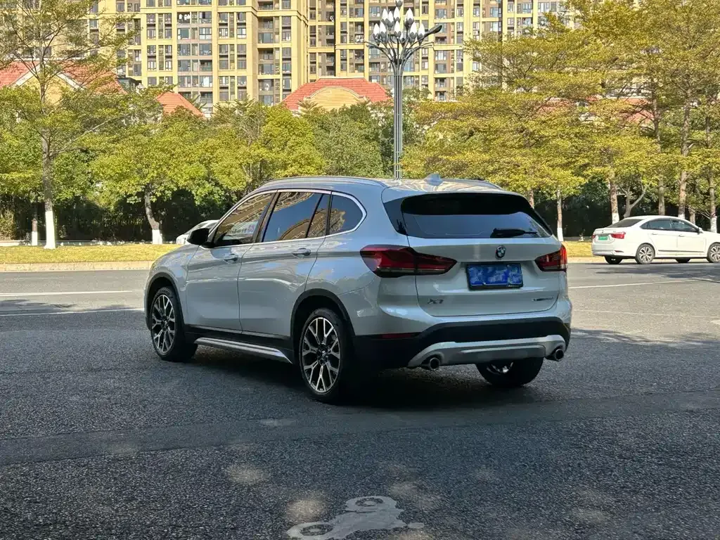 BMW X1 2021 из CN, фото 7