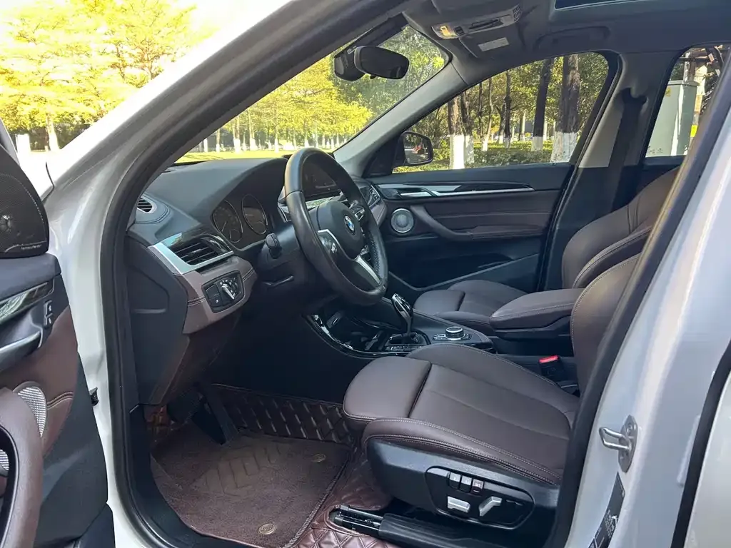 BMW X1 2021 из CN, фото 2