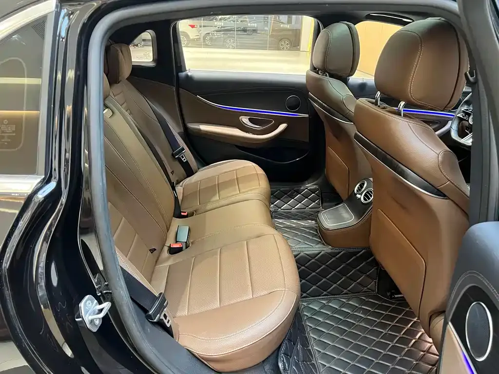 Mercedes-Benz E-Class 2021 из CN, фото 7