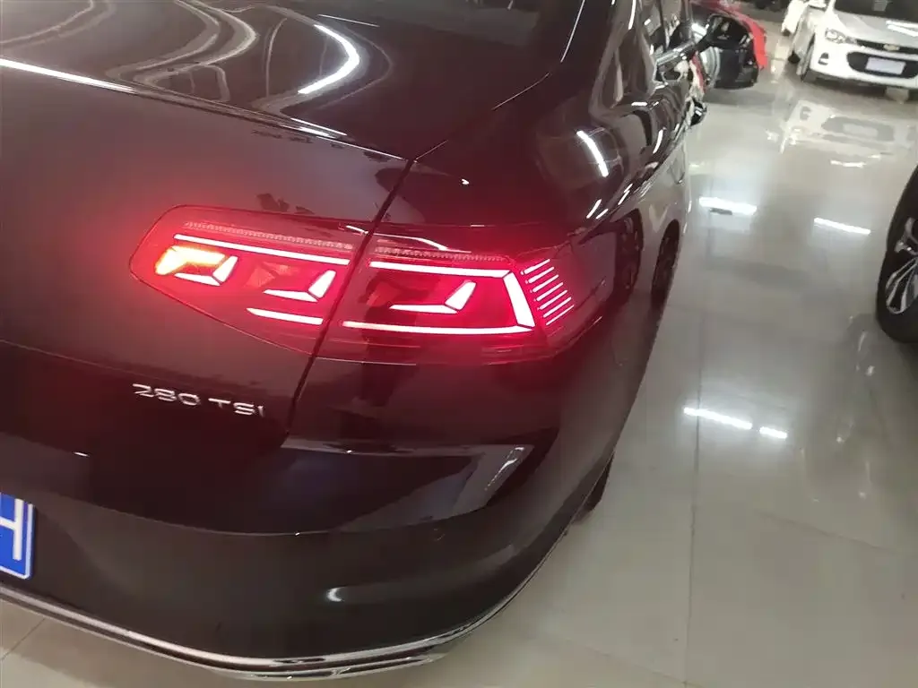 Volkswagen Magotan 2025 из CN, фото 10
