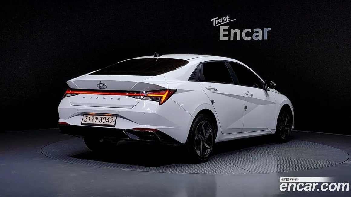 Hyundai AVANTE 2021 из KR, фото 3