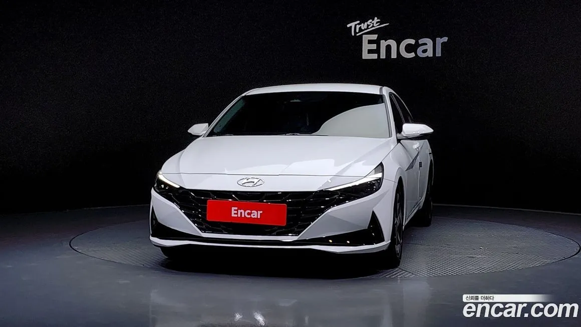 Hyundai AVANTE 2021 из KR, фото 2