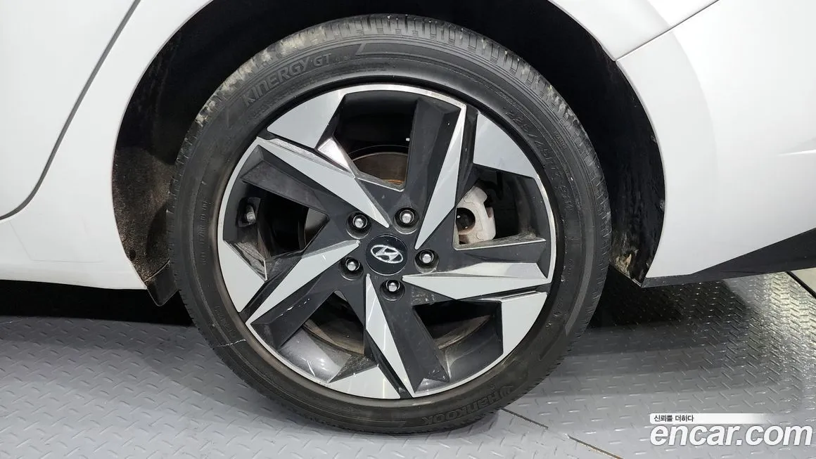 Hyundai AVANTE 2021 из KR, фото 4