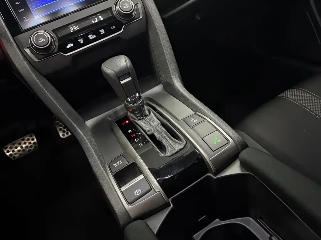 Honda Civic — фото 8