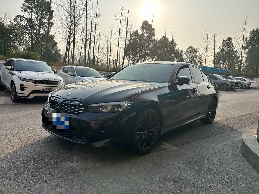 BMW 3 Series 2023 из CN, фото 1