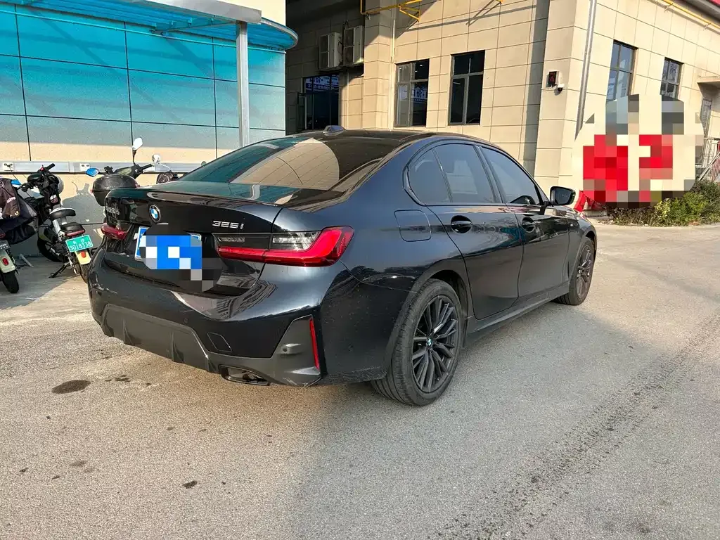 BMW 3 Series 2023 из CN, фото 8