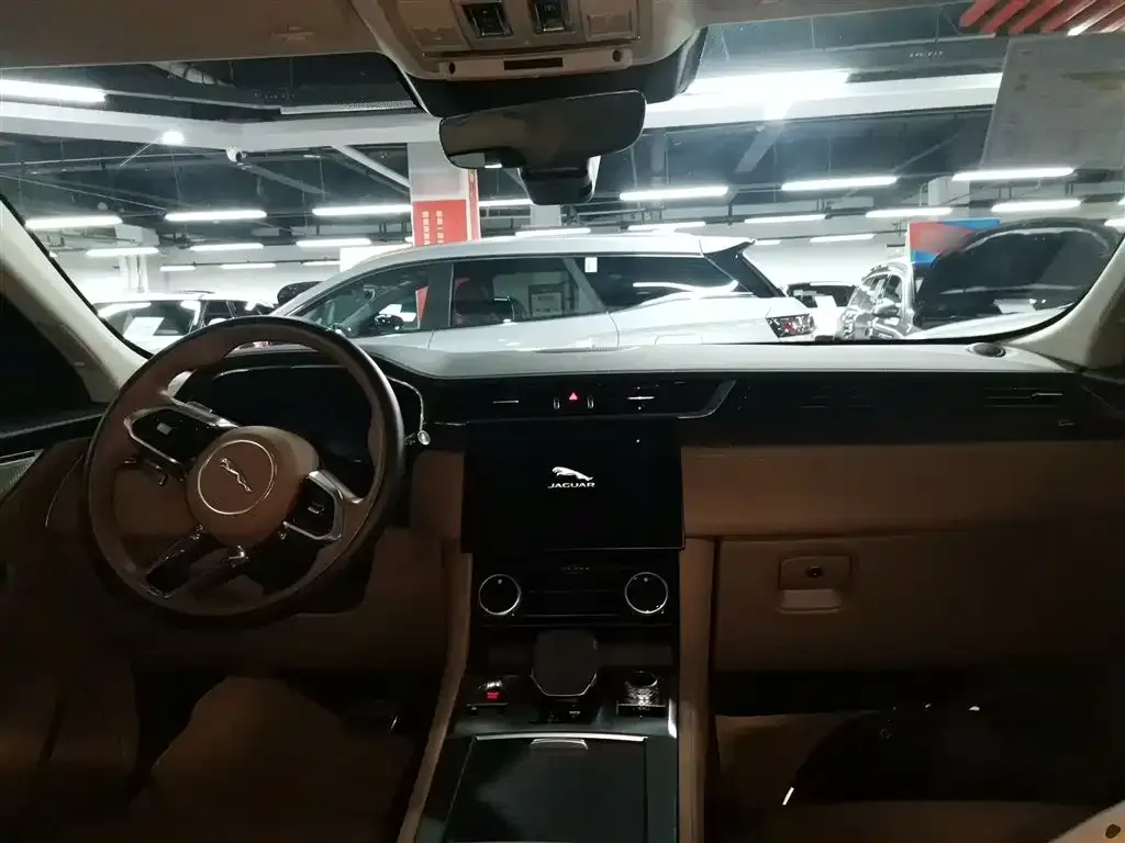 Jaguar F-PACE 2023 из CN, фото 6