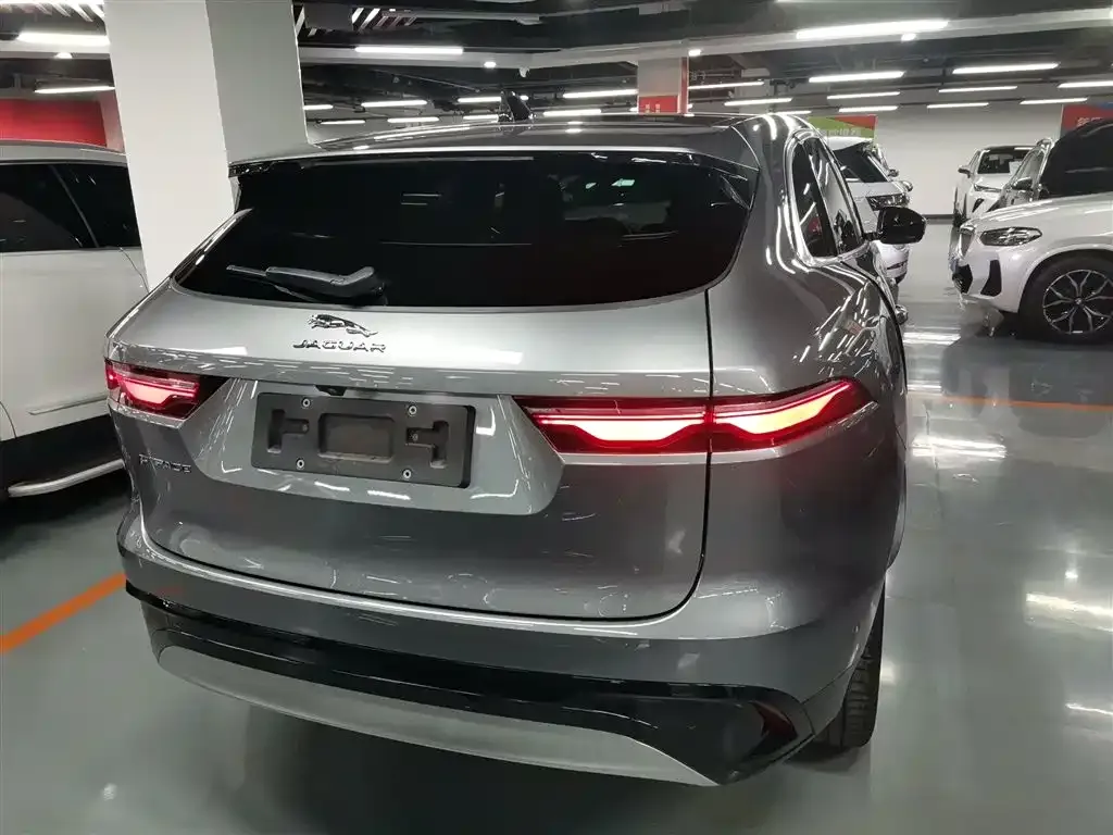 Jaguar F-PACE 2023 из CN, фото 8