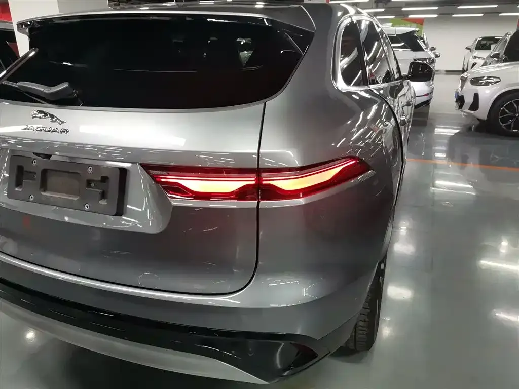 Jaguar F-PACE 2023 из CN, фото 9