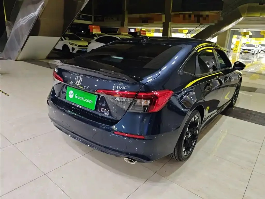 Honda Civic — фото 2