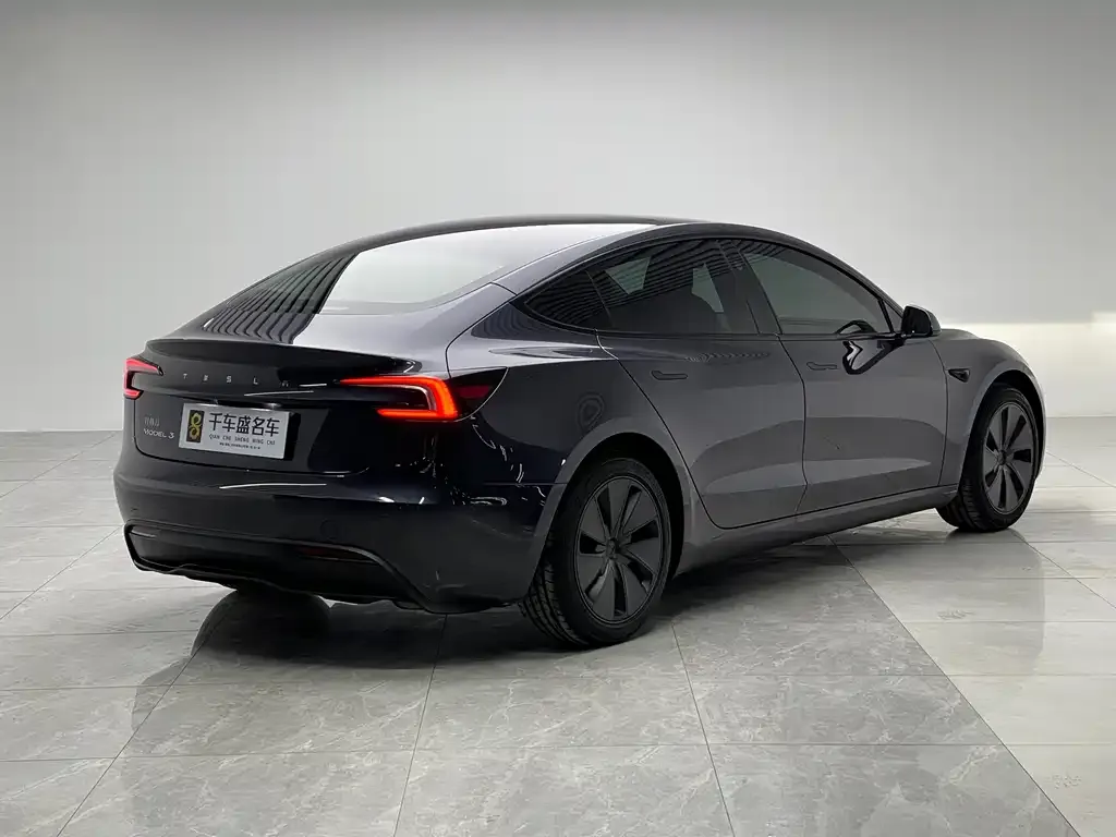 Tesla Model 3 2025 из CN, фото 3