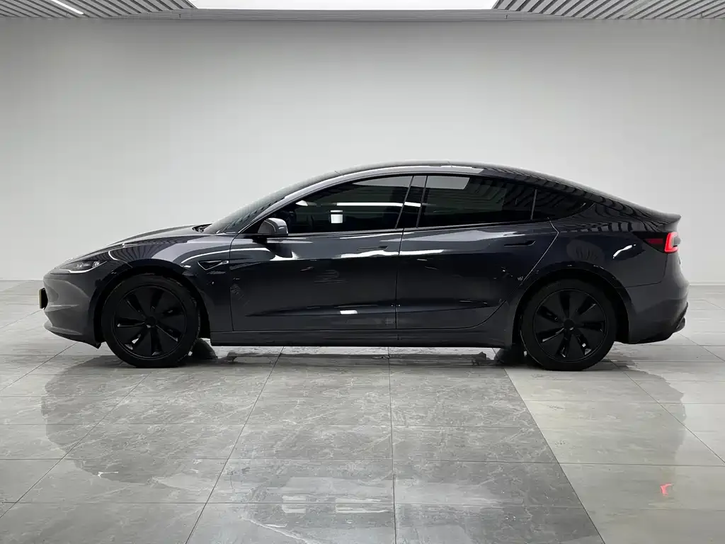 Tesla Model 3 2025 из CN, фото 10