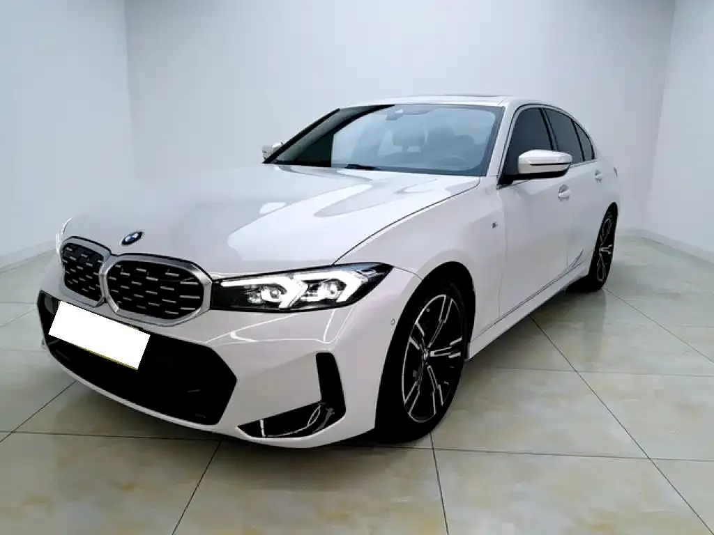 BMW 3 Series 2023 из CN, фото 1