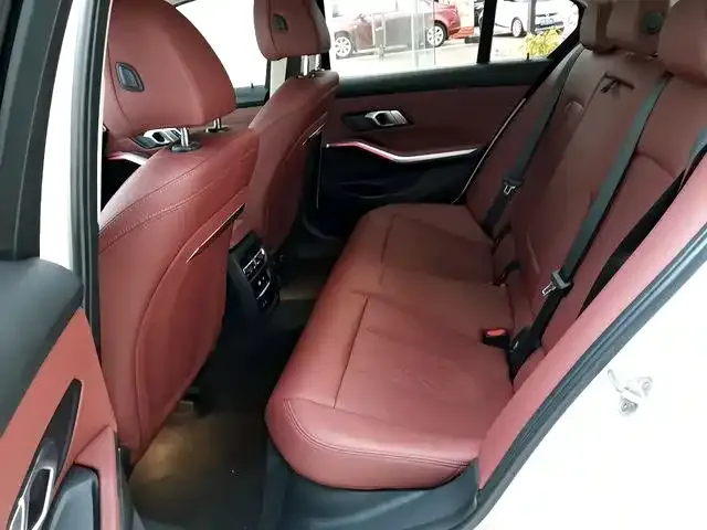 BMW 3 Series 2023 из CN, фото 7