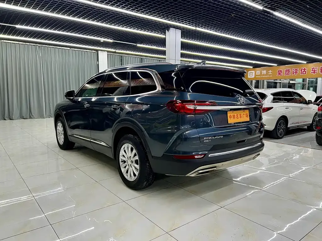 Buick Enclave — фото 4