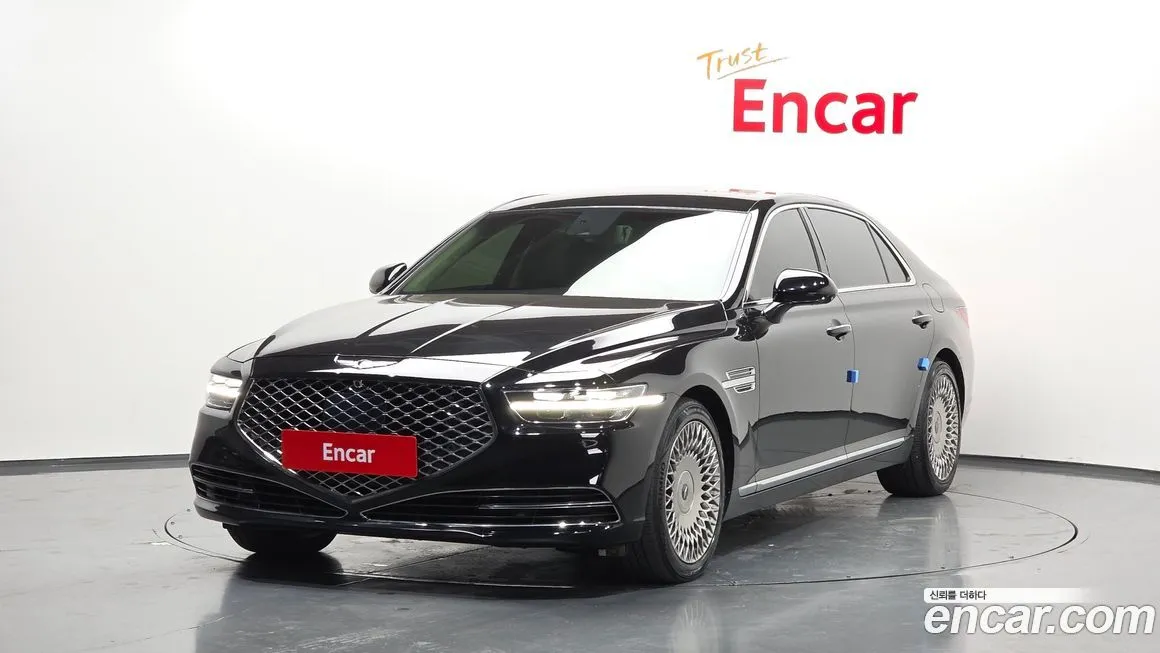 Genesis G90