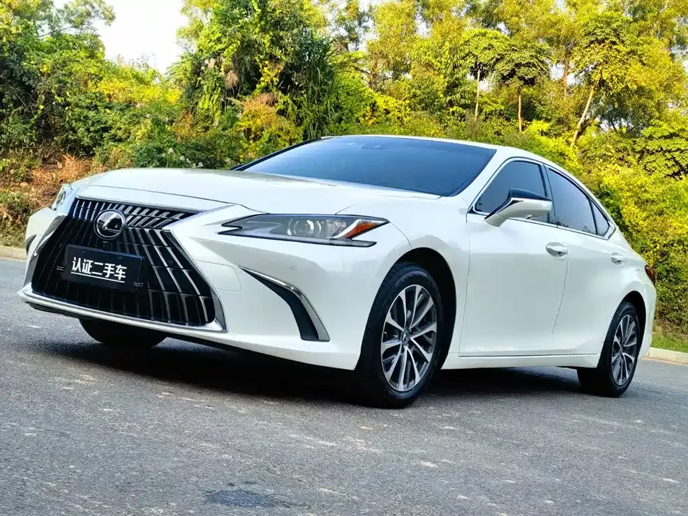 Lexus ES 2024 из CN, фото 1