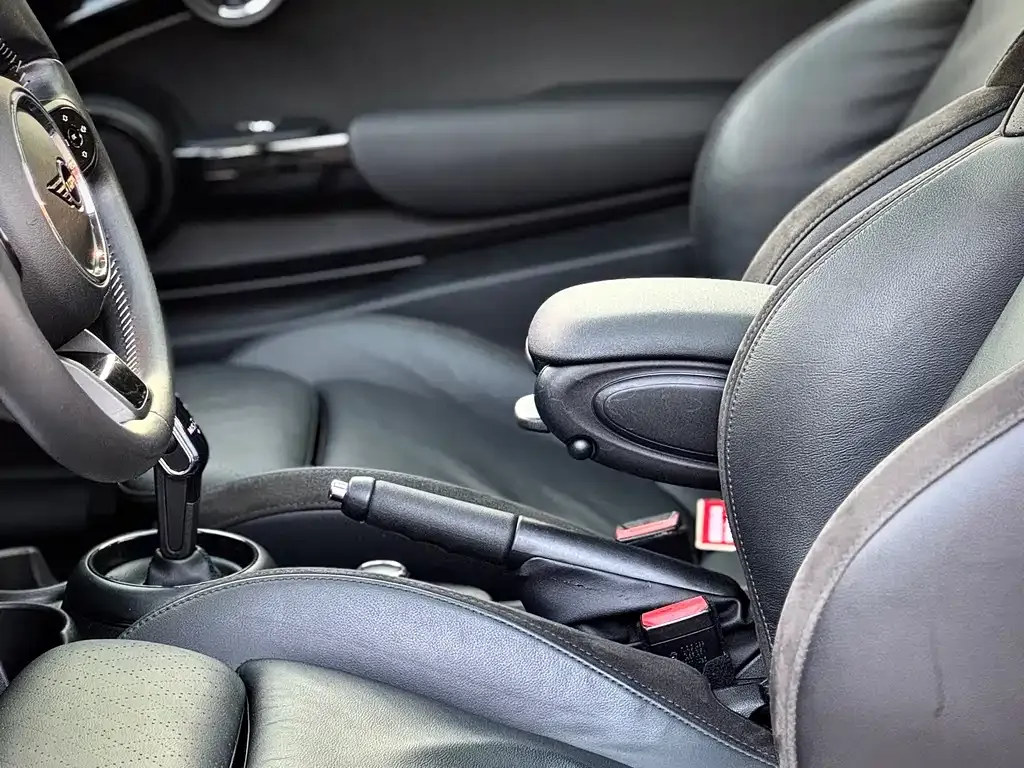 MINI Cooper (3-door) 2021 из CN, фото 7