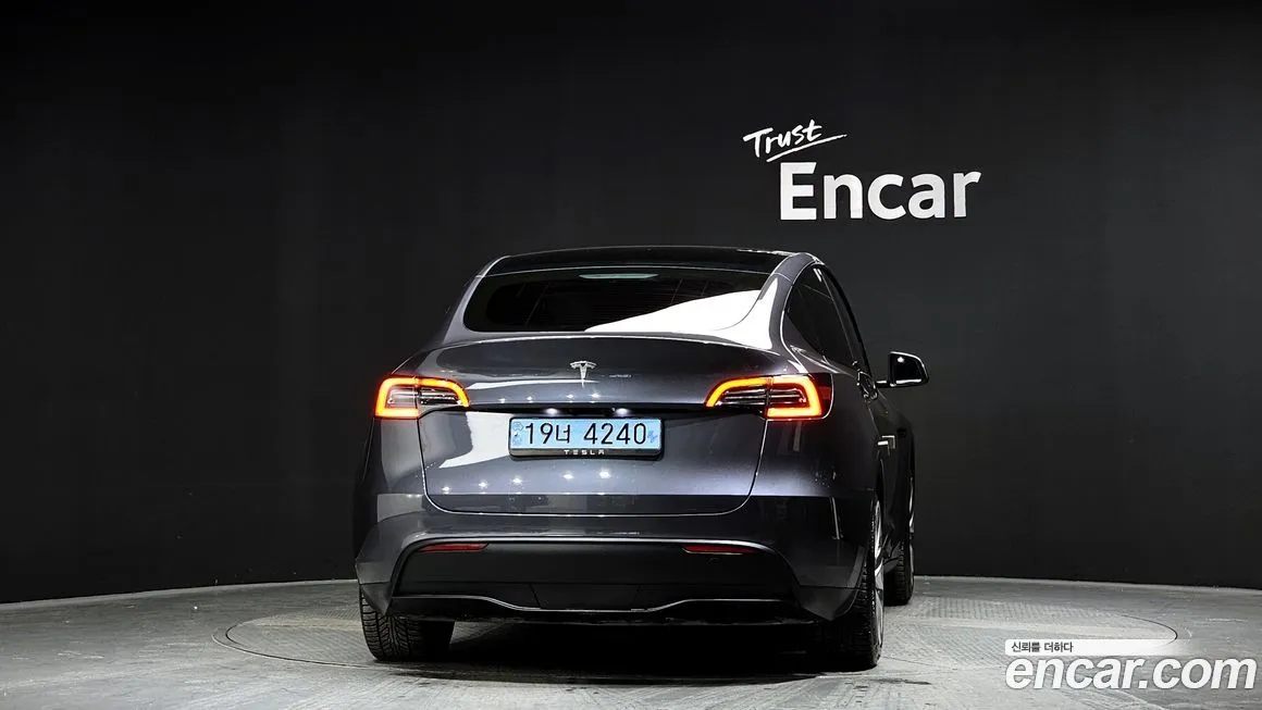 Tesla Model Y 2024 из KR, фото 6