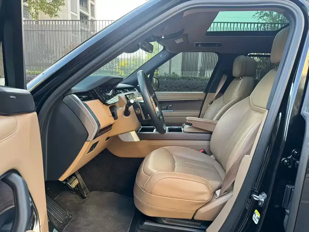 Land Rover Range Rover 2025 из CN, фото 10