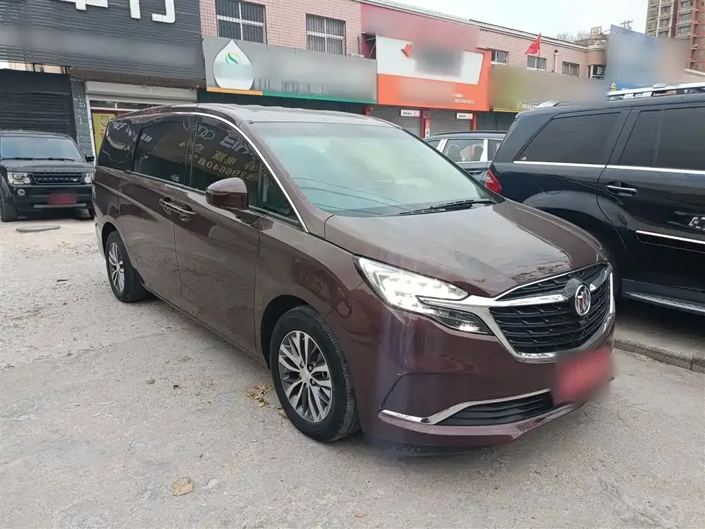 Buick GL8 2022 из CN, фото 2