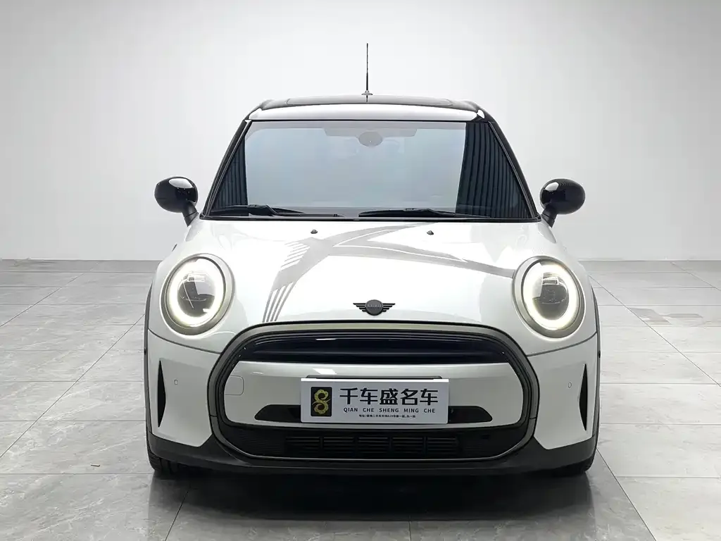 MINI Cooper (3-door) 2023 из CN, фото 3