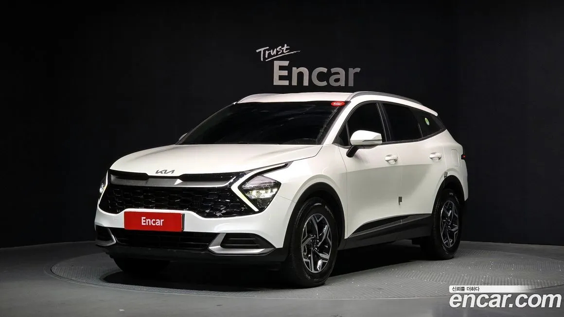 Kia Sportage — фото 1