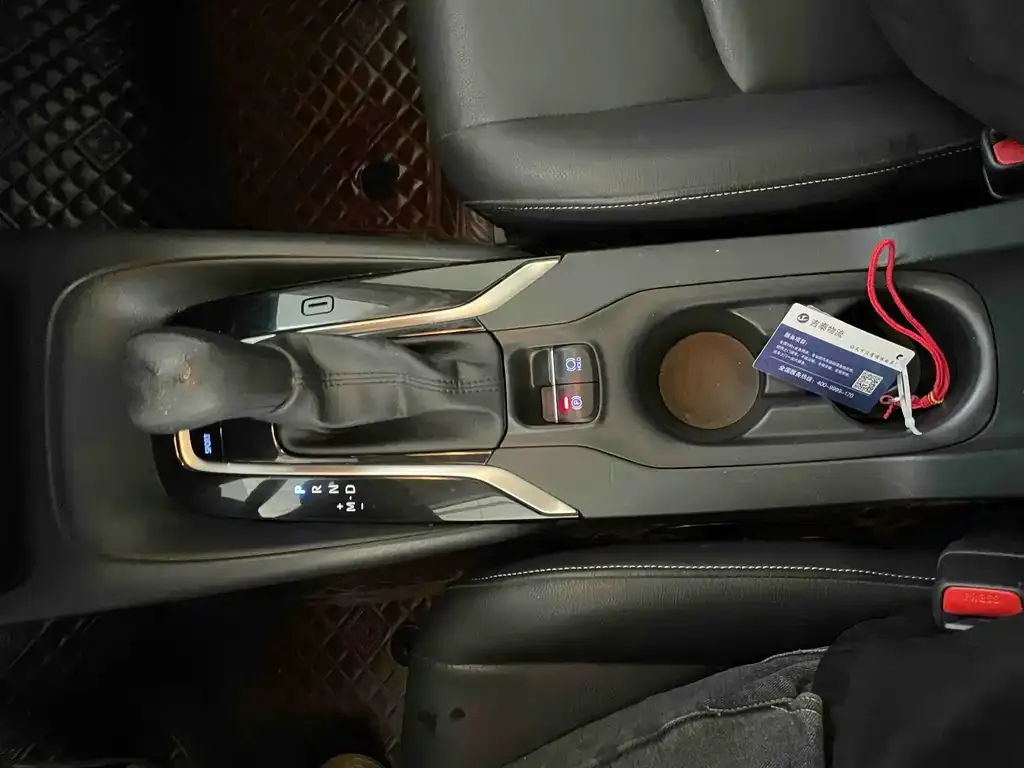 Toyota Corolla 2022 из CN, фото 10
