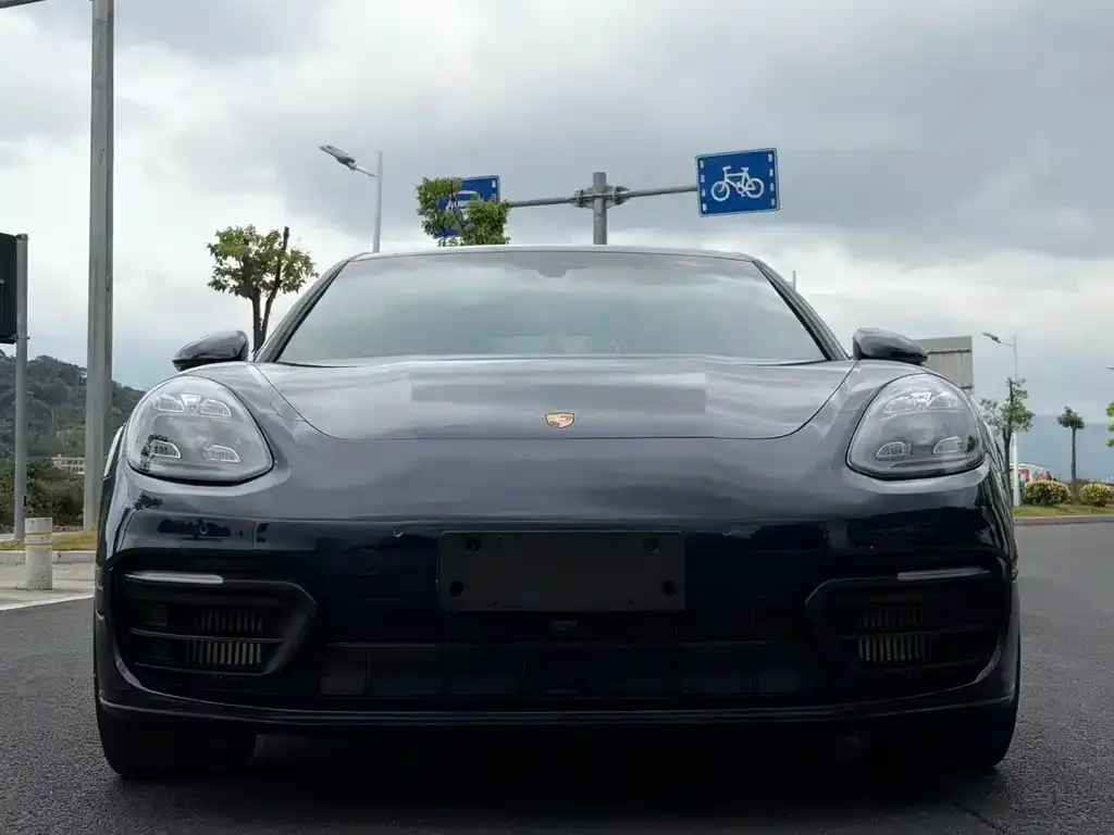 Porsche Panamera 2023 из CN, фото 2