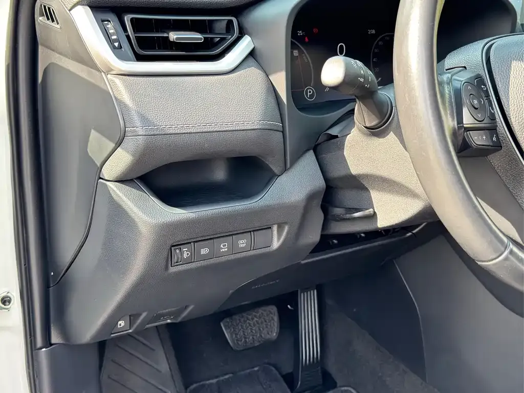 Toyota Wildlander 2023 из CN, фото 3