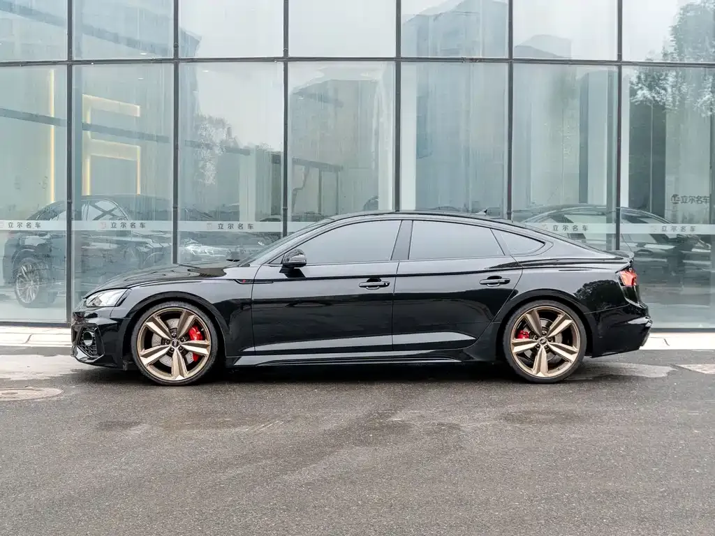 Audi RS 5 2022 из CN, фото 3