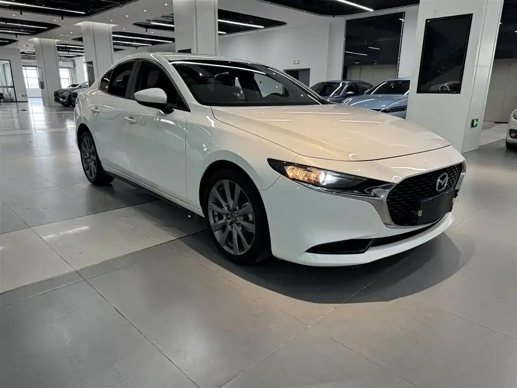 Mazda 3 Axela 2022 из CN, фото 8