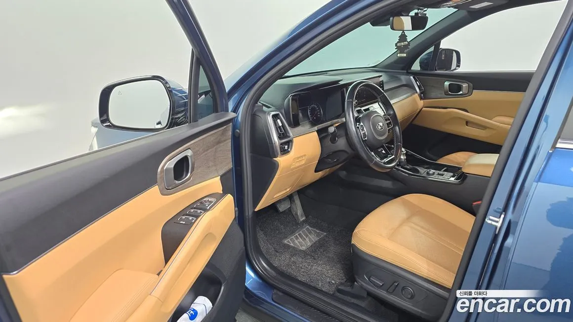 Kia Sorento — фото 9