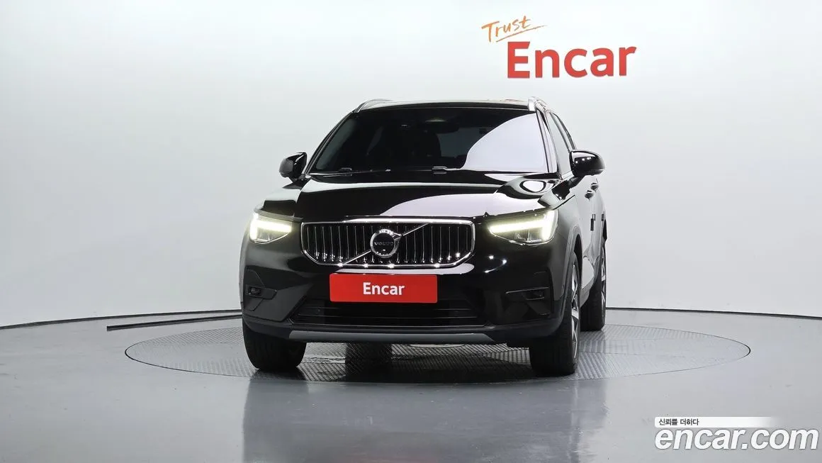 Volvo XC40 2023 из KR, фото 2