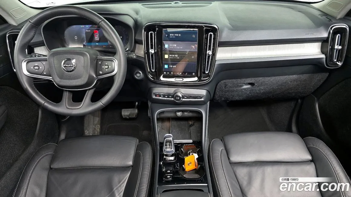 Volvo XC40 2023 из KR, фото 3