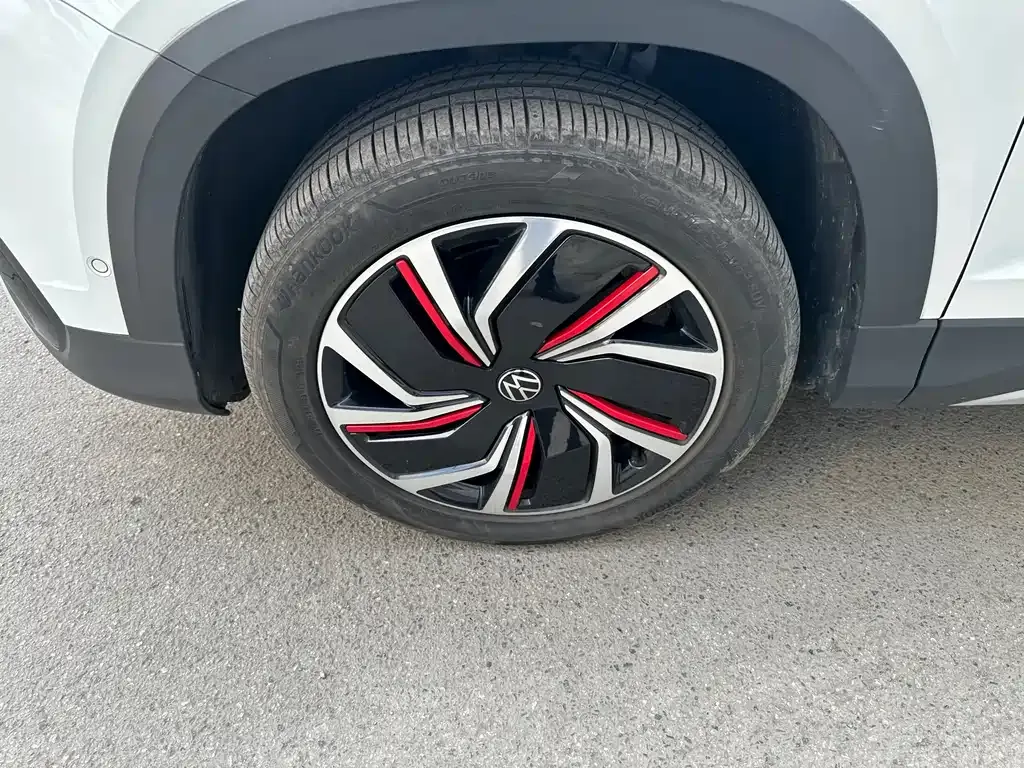 Volkswagen Tharu 2024 из CN, фото 8