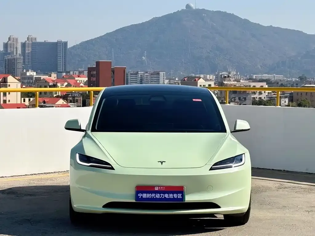 Tesla Model 3 2024 из CN, фото 5