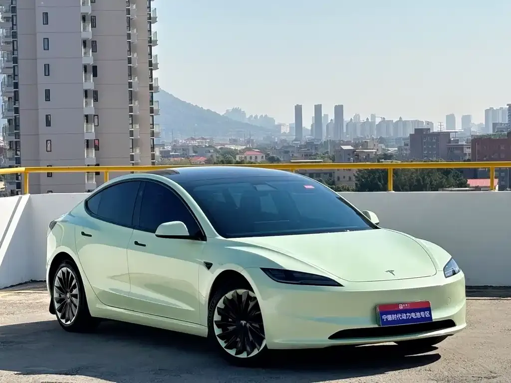 Tesla Model 3 2024 из CN, фото 8