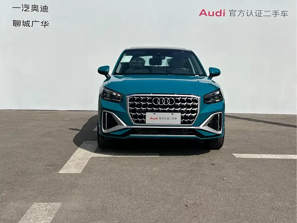 Audi Q2L 2025 из CN, фото 9