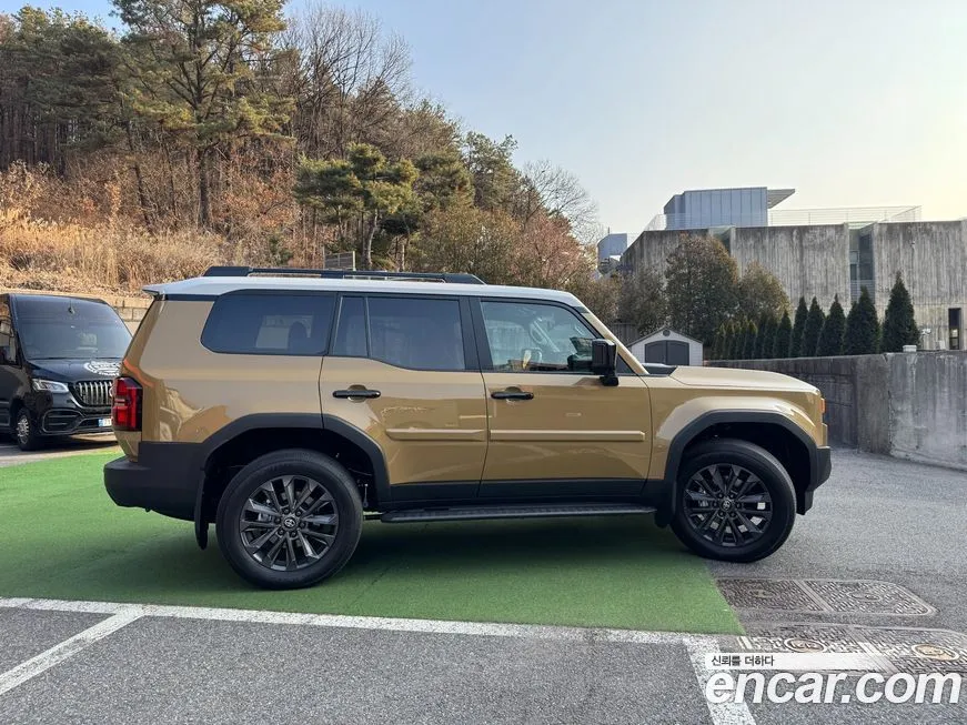 Toyota Land Cruiser 2025 из KR, фото 4