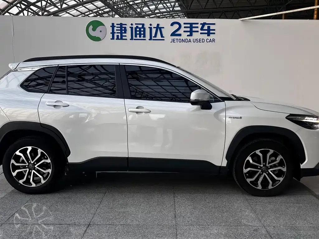 Toyota Frontlander 2023 из CN, фото 3