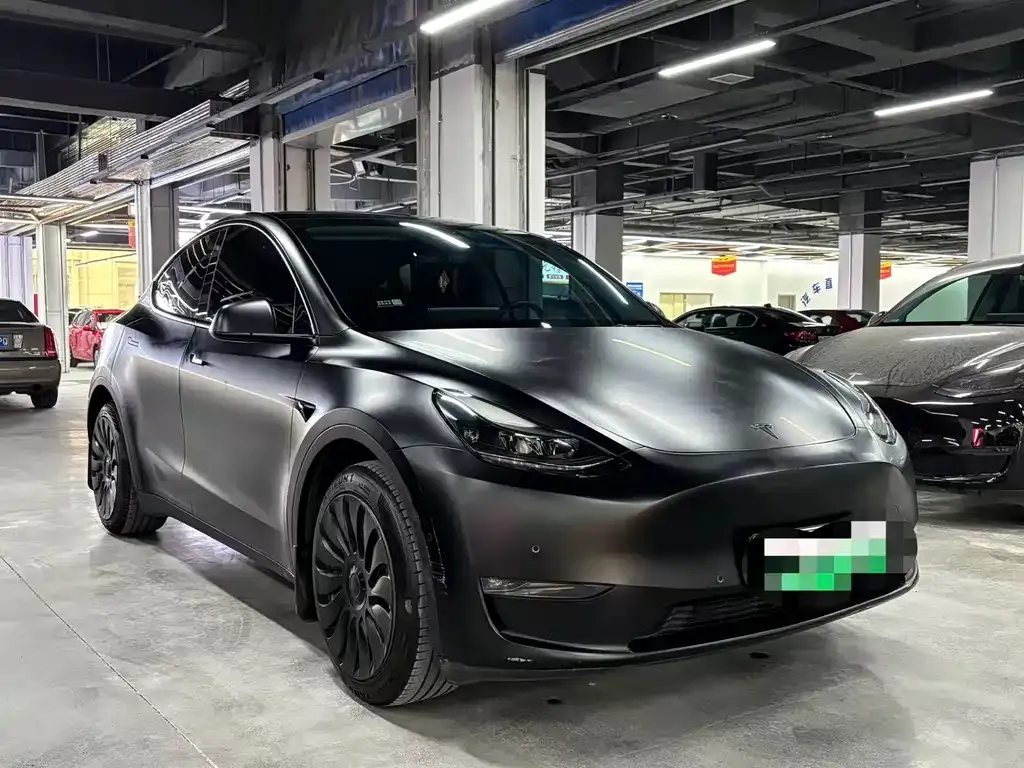 Tesla Model Y — фото 5